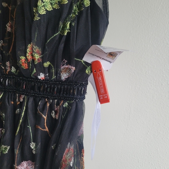 NWT - IEENA for Mac Duggal,  V-Neck Embroidered‎ Floral Midi Dress, Size 6 -$598 - Picture 8 of 12